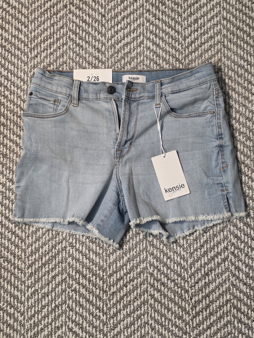 Kensie Light Wash Frayed Hem Denim Shorts